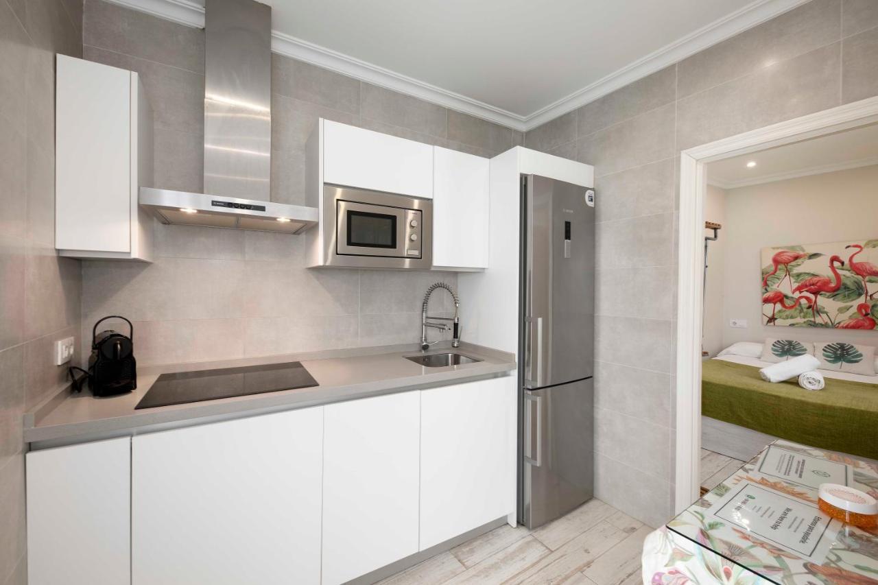 Apartamentos Recaredo 7, Aticos Con Terraza Sevilla Dış mekan fotoğraf